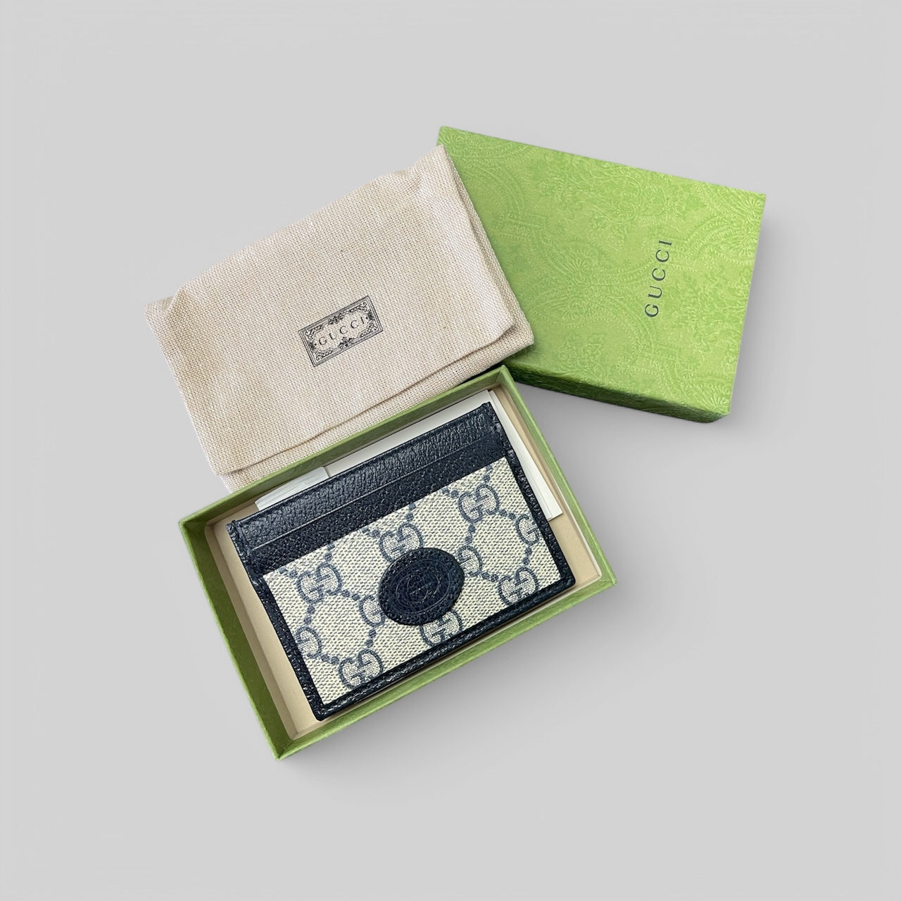 Gucci GG Retro Supreme Card Holder