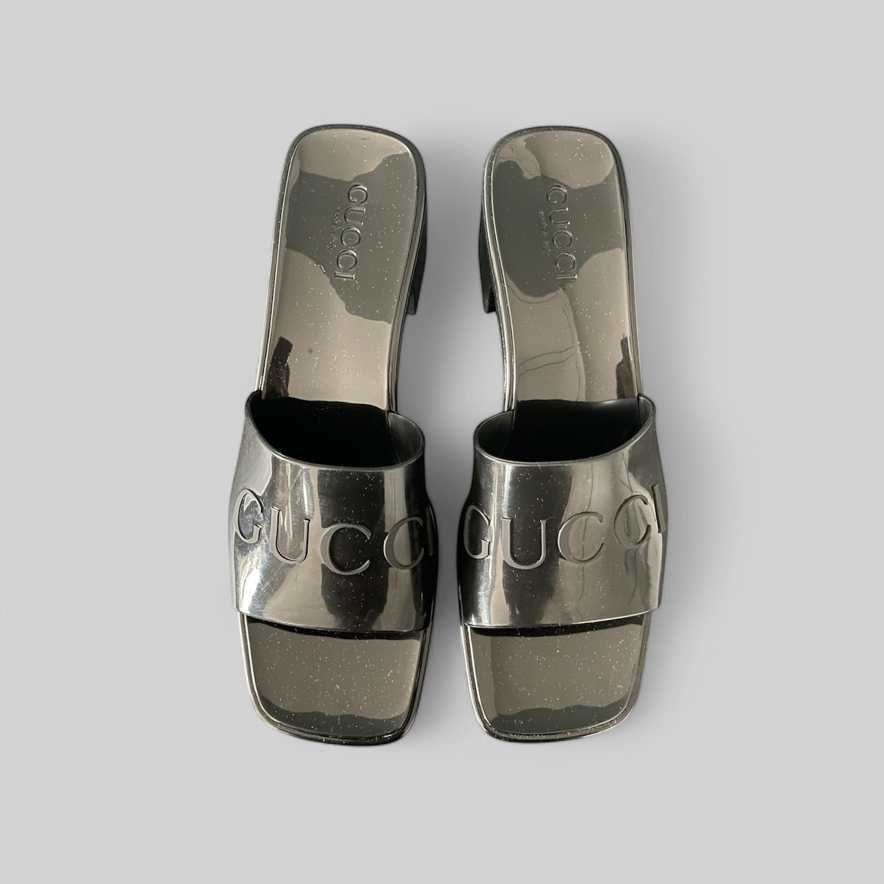 Gucci Logo embossed Sandals