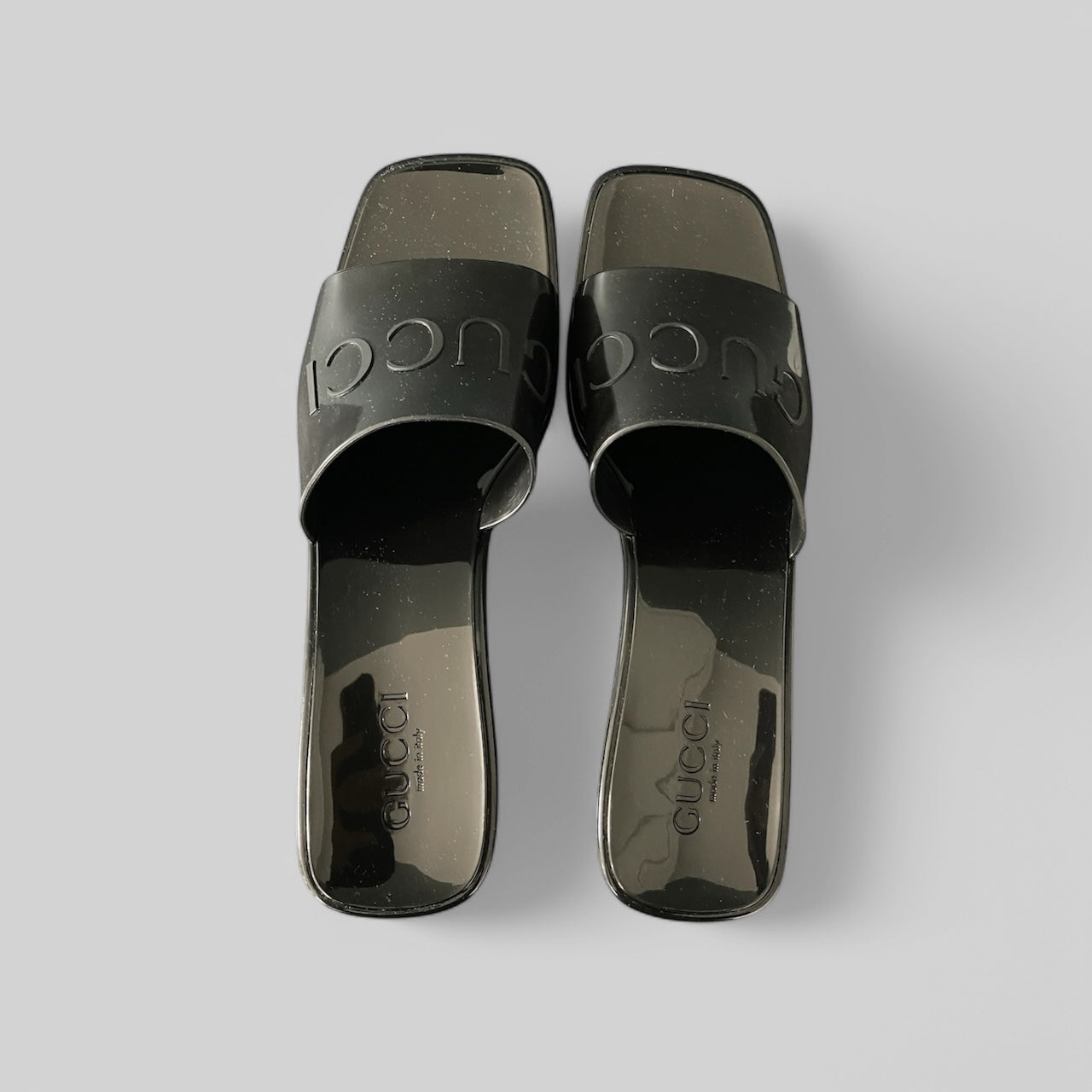 Gucci Logo embossed Sandals