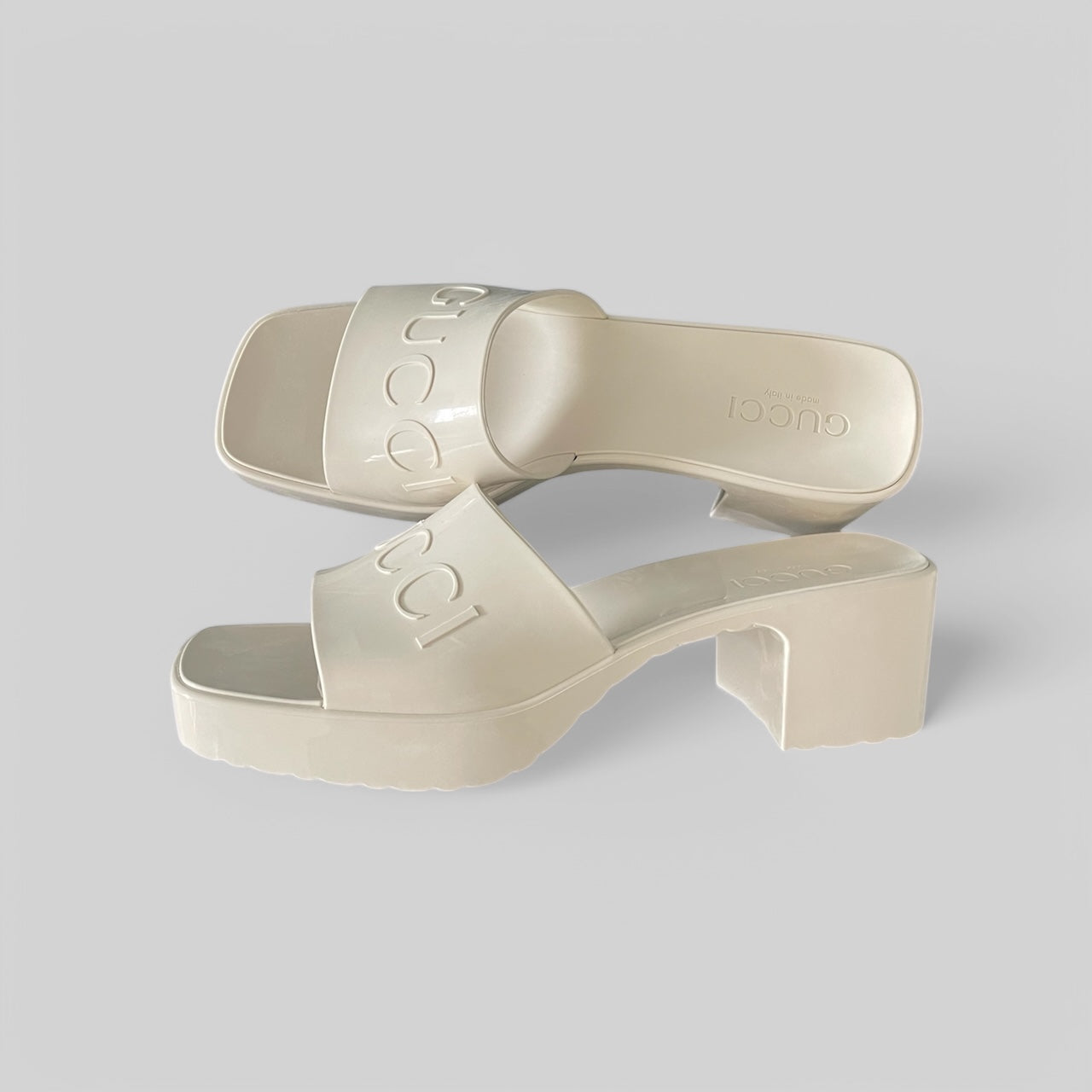 Gucci Logo embossed Sandals