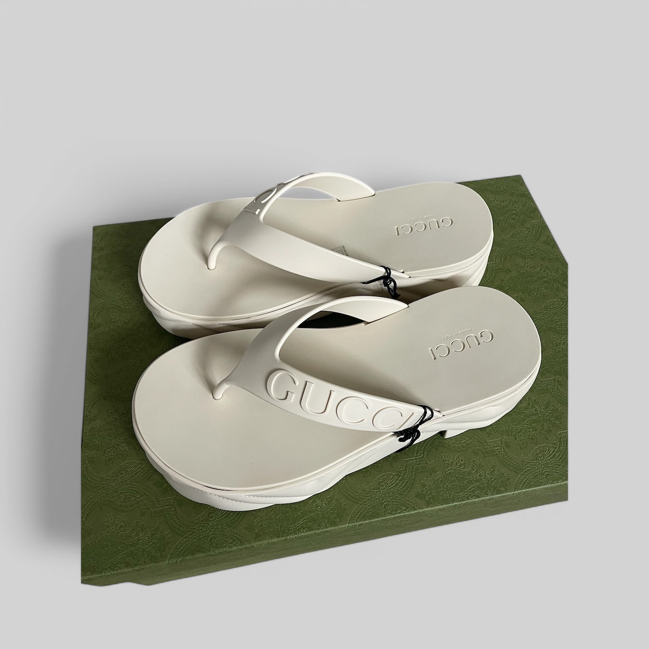 Gucci Shiny Rubber Sandals