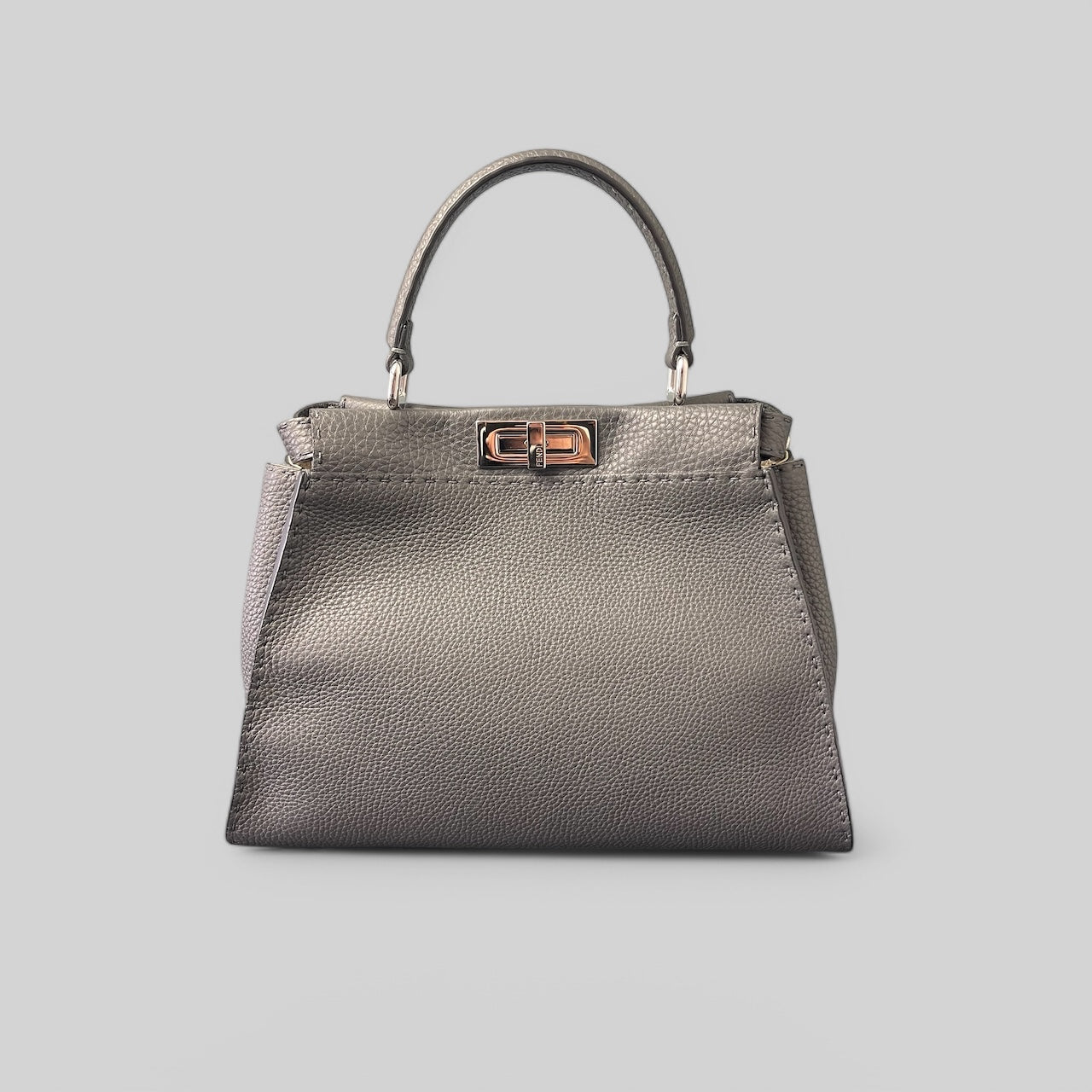 Pre-Owned Fendi Peekaboo Top Handle Bag-Medium
