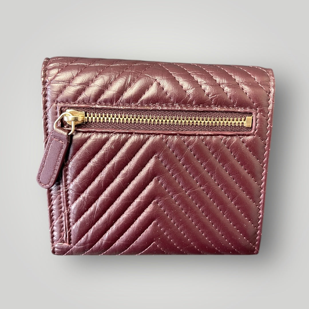 Pre-Owned Chanel Reissue Flap Wallet-Tri-fold