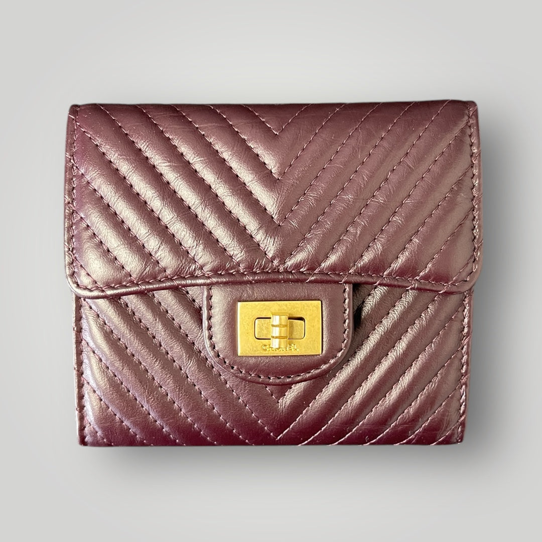 Pre-Owned Chanel Reissue Flap Wallet-Tri-fold