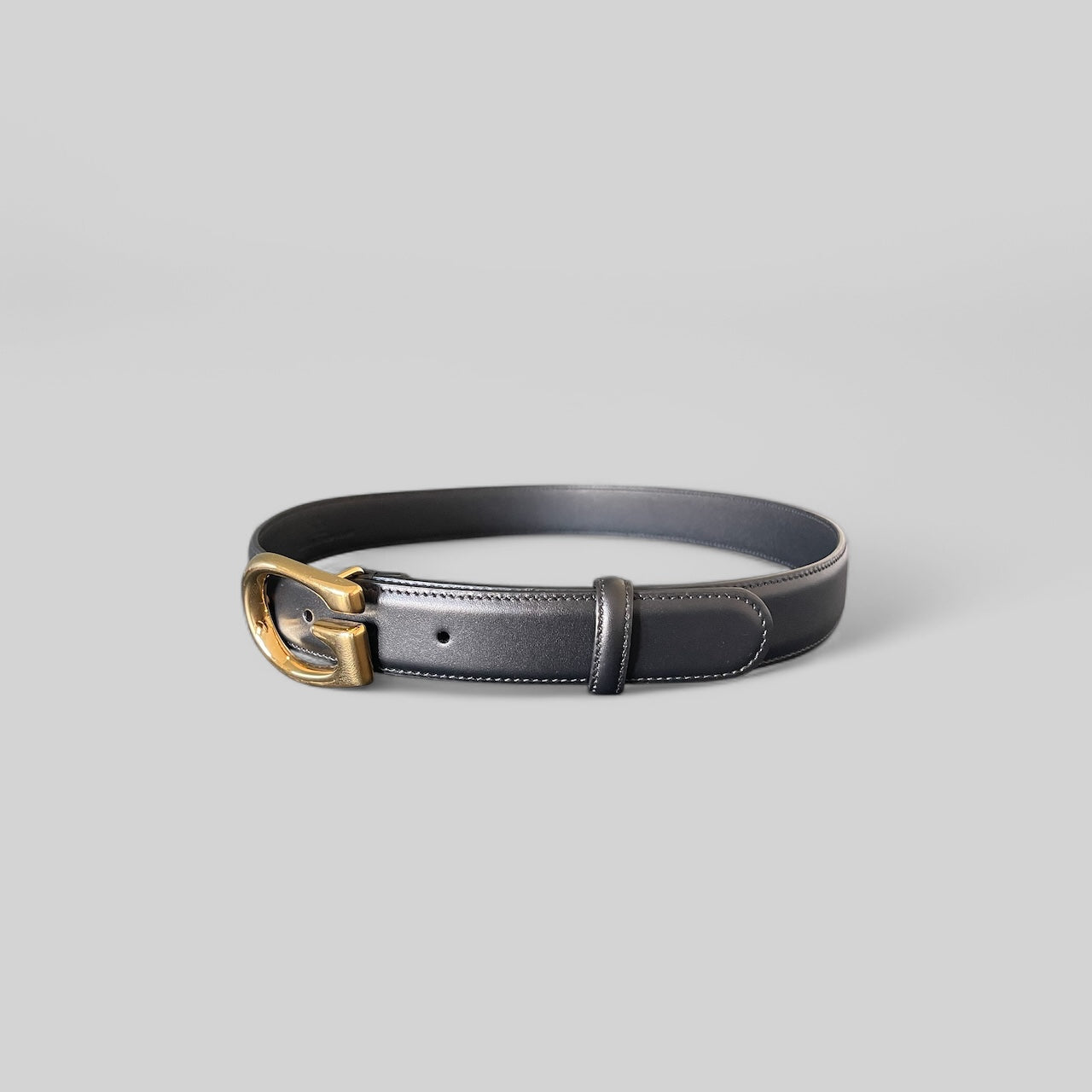 Gucci G-Buckle Thin Leather Belt