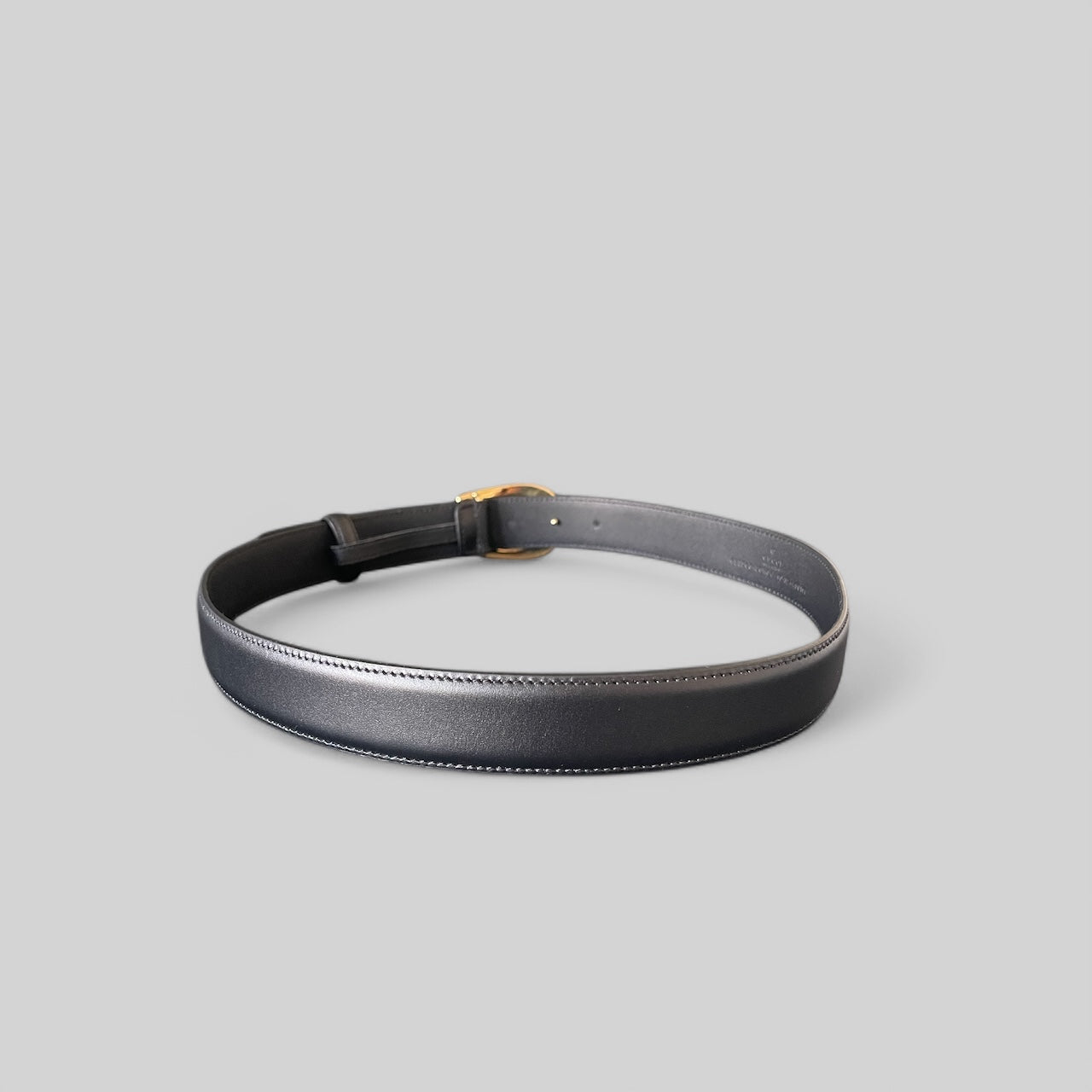 Gucci G-Buckle Thin Leather Belt
