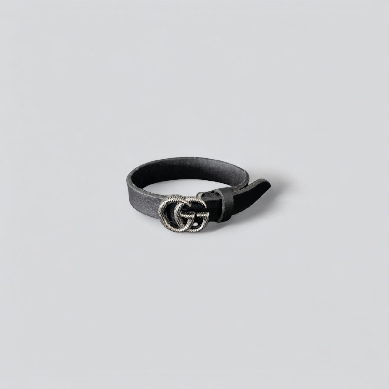 Gucci Double G Vintage Leather Bracelet